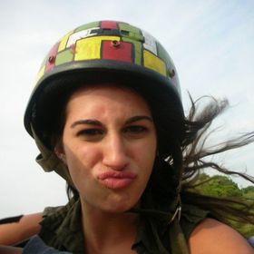 Profile Picture of Layla Al Khouri (@laylalkhouri) on Pinterest