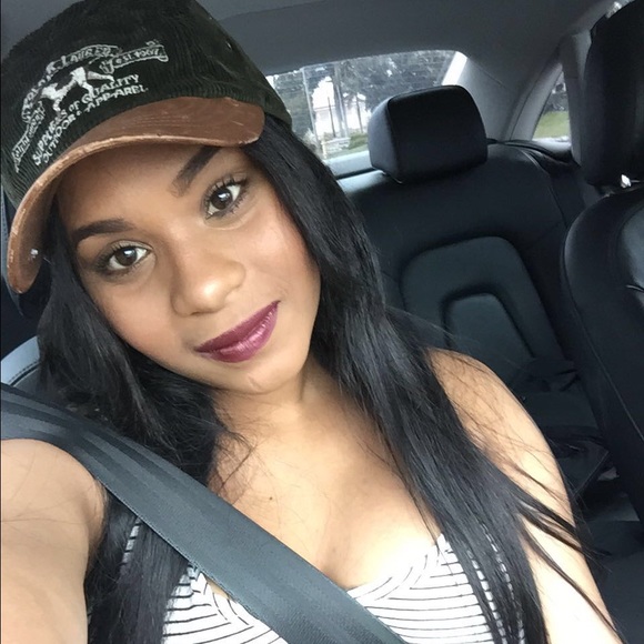 Profile Picture of Rosalina Torres ogando (@rosalina1823) on Poshmark