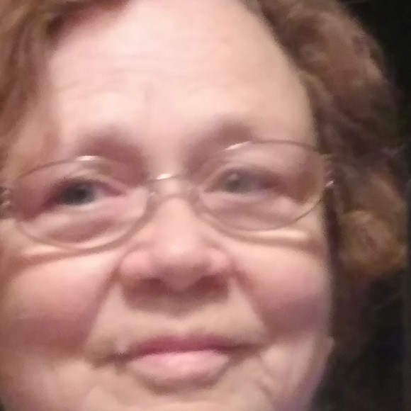 Profile Picture of Cheryl Dougherty (@cherylwestd) on Poshmark