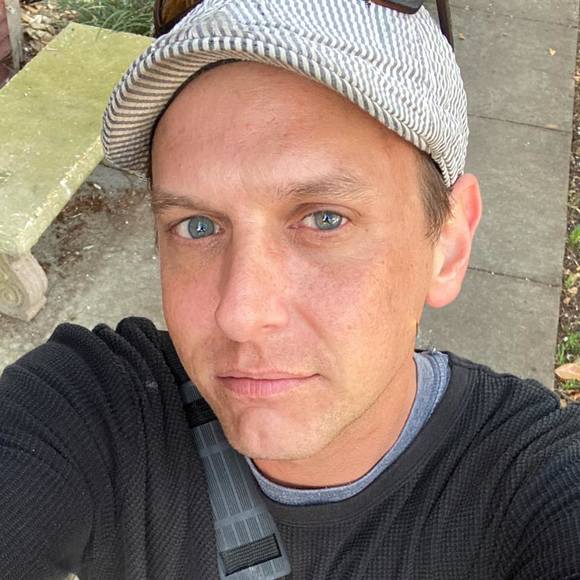Profile Picture of Brian Tallant (@briangtallant) on Poshmark