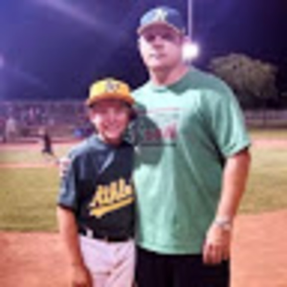 Profile Picture of Steve Schattenberg (@steves1b23) on Poshmark