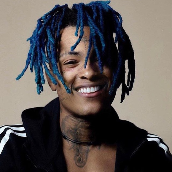 Profile Picture of David Acuña (@dawitit) on Poshmark