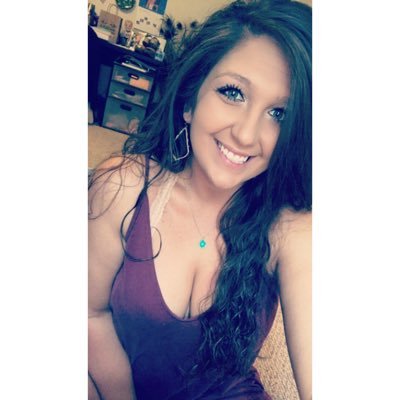 Haley Burger - Twitter Profile Picture of Haley Burger (@haley_burger) on Twitter