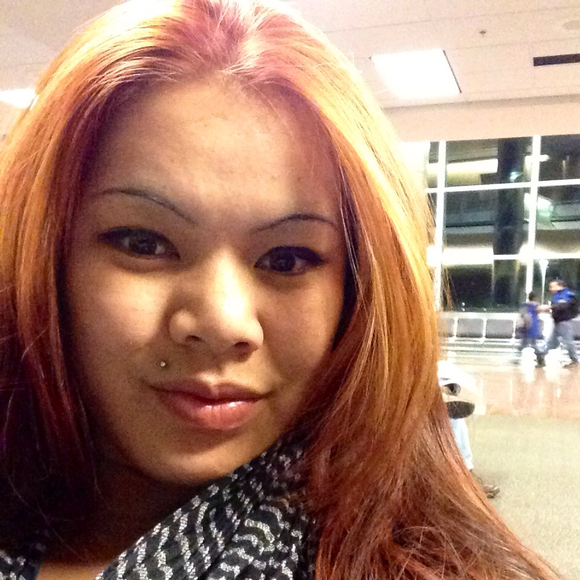Profile Picture of Tia Nemaia (@maua) on Poshmark