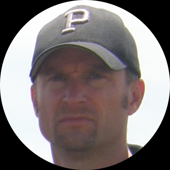 Profile Picture of Dan Dankowski (@ddankowski) on Poshmark