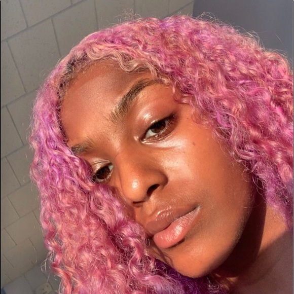 Menna Michael - Poshmark Profile Picture of Menna Michael (@marsss888) on Poshmark