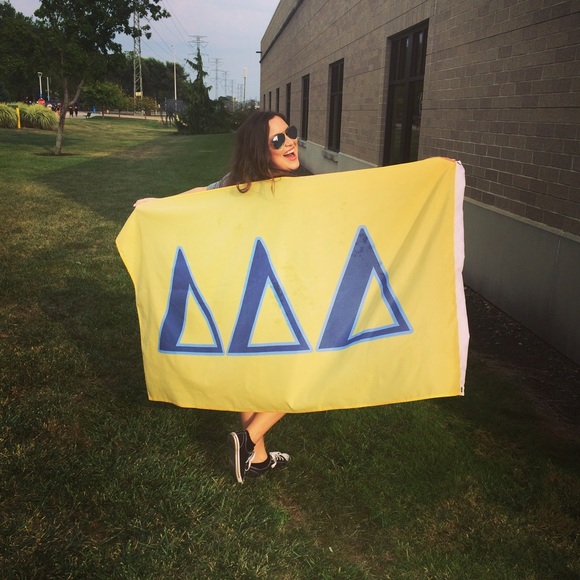 Profile Picture of Jordan Borowiak (@xxjbo) on Poshmark