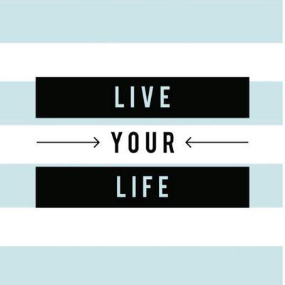 Profile Picture of Chloe Hale (@HaleYvette) on Twitter