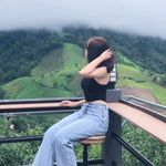 Profile Picture of PAKET USAHA CROPTOP, CARDI, DLL (@laurenpreloved) on Instagram