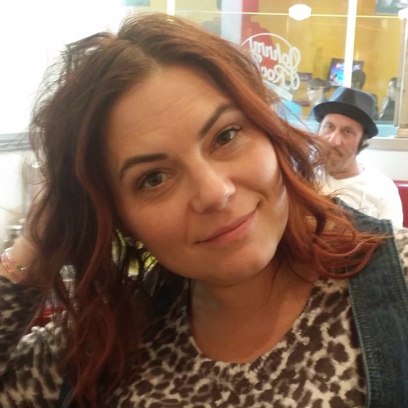 Profile Picture of Tanya Drain (@tanyadrainshoes) on Poshmark