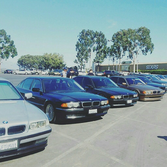 Profile Picture of Andrew Thach (@thachandrew) on Poshmark