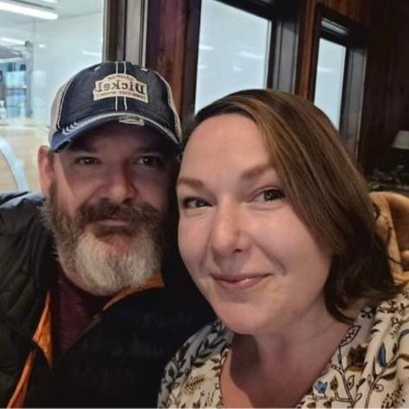 Profile Picture of John Mayhue (@johnmayhue77) on Poshmark