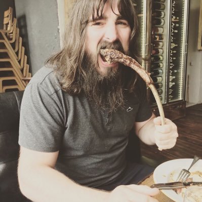 Profile Picture of Oliver Ramsey (@hairyhobo) on Twitter