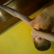 Profile Picture of Bradley Walsh (@bradleywalsh9930) on Youtube