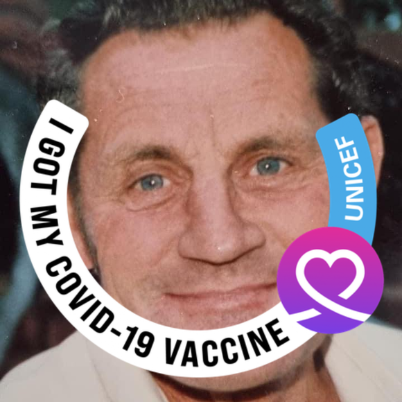 Profile Picture of Natasha Bloomfield smits (@natashasmits) on Poshmark