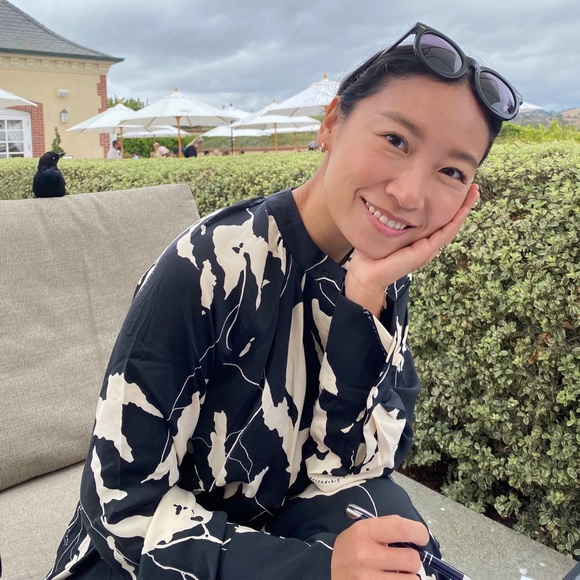 Profile Picture of Xuan Xuan (@houxuanxuan) on Poshmark