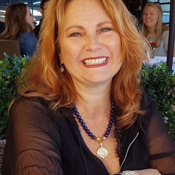 Profile Picture of Saundra Stevenson (@saundras_illia) on Poshmark