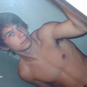 Profile Picture of Tony Cameron Hackney (@cam_powerballin420) on Myspace