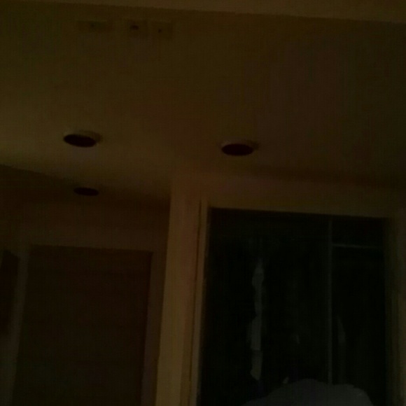 Ellen Scotto - Poshmark Profile Picture of Ellen Scotto (@escotto) on Poshmark