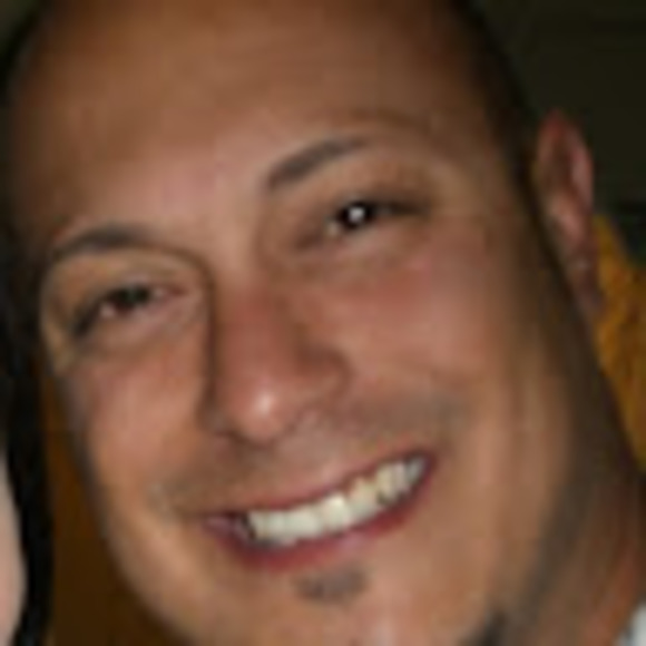 Profile Picture of Jim Valles (@jva1135) on Poshmark