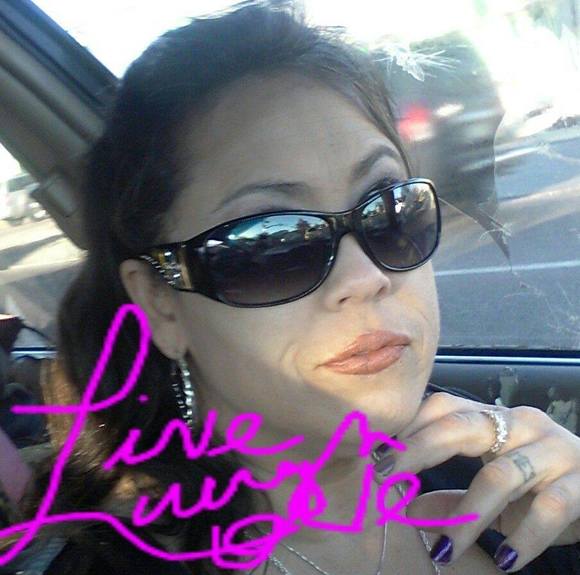 Profile Picture of Kristyna Dzurik (@bigmamma10) on Poshmark
