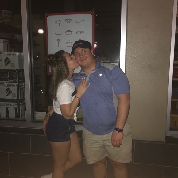 Profile Picture of Mckenna Allen (@allenmckenna6) on Poshmark