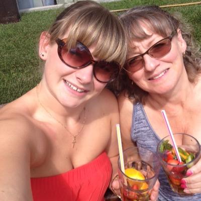 Zoe Chapman  ♥ - Twitter Profile Picture of Zoe Chapman  ♥ (@ZoeChapman98) on Twitter