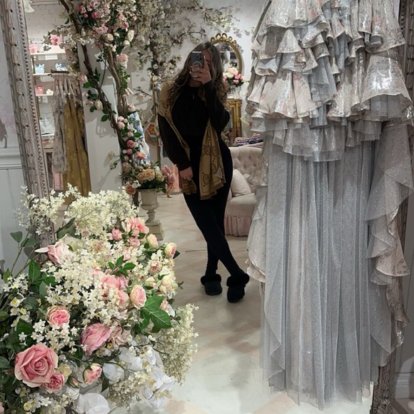 Profile Picture of Bella Auricchio (@bellaauricchio) on Poshmark