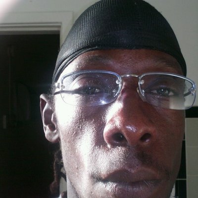 Profile Picture of Derrick Lock (@Versatile386) on Twitter