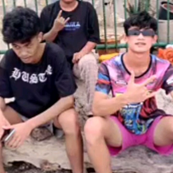 Profile Picture of kennethpenas (@kennethpenas) on Tiktok