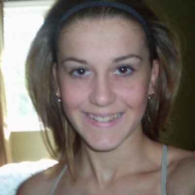 Profile Picture of Sydney Simpson (@sydneysimpson14) on Twitter