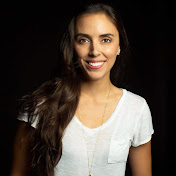 Profile Picture of Angela Young (@angelayoung) on Youtube