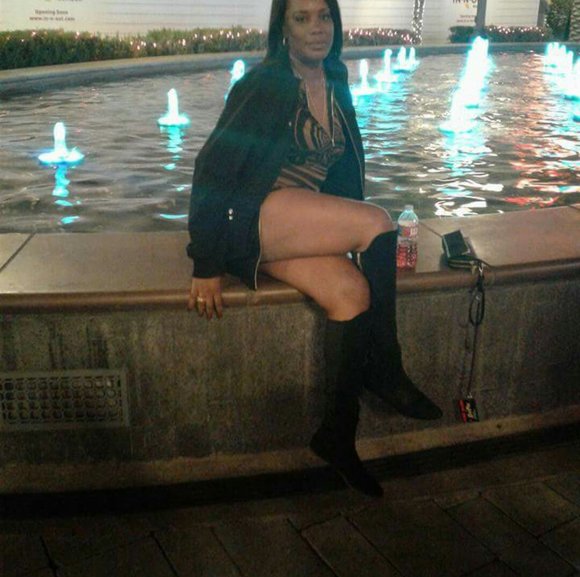 Leona Guyness - Poshmark Profile Picture of Leona Guyness (@lguyness) on Poshmark