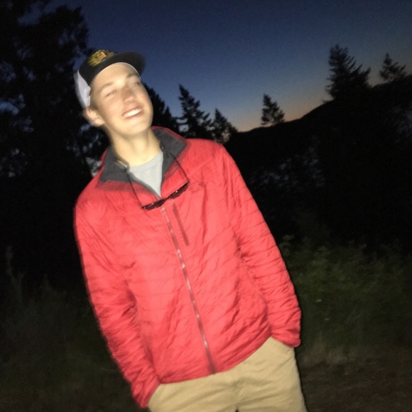 Profile Picture of Eli Dibari (@edbmt24) on Poshmark