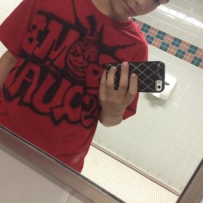 Profile Picture of Dustin Bollinger (@hidxstin) on Twitter