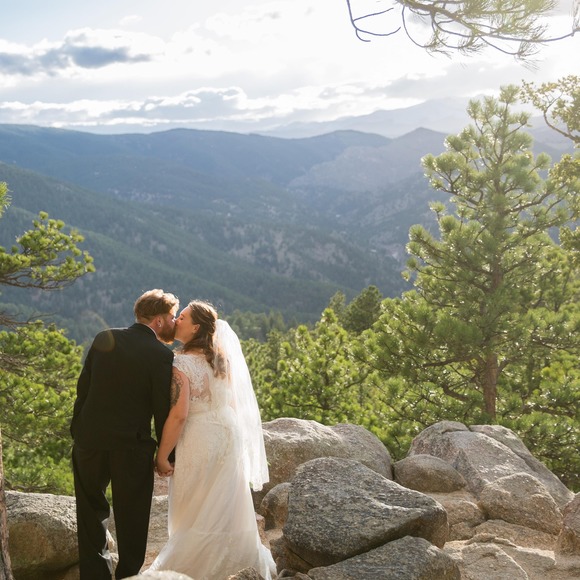 Profile Picture of Haley Castro (@haleycastro587) on Poshmark