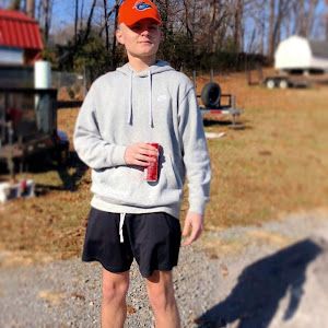 Profile Picture of Kat (@christianmcnutt) on Tiktok