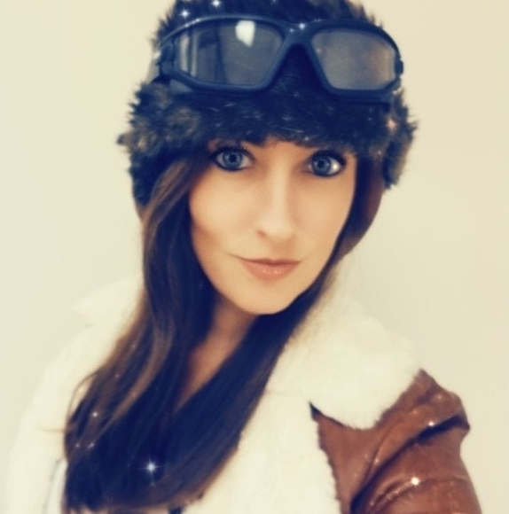 Profile Picture of Erika Nicole (@bama125) on Poshmark