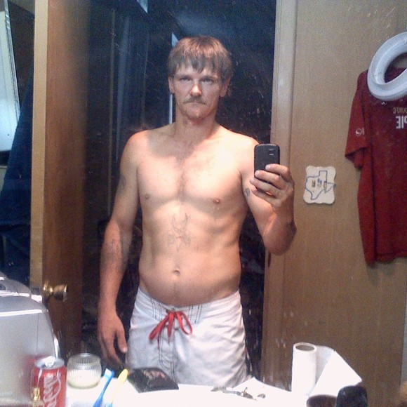 Profile Picture of Jeffery Guffey (@jefferyguffey) on Poshmark