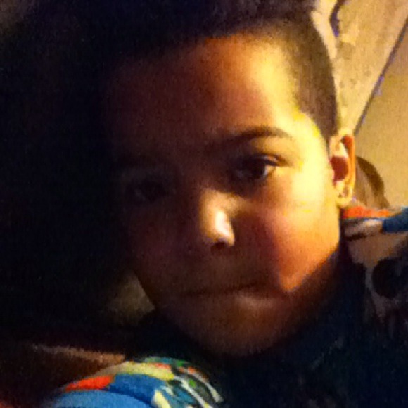 Profile Picture of Zaire Herder (@zaire08) on Poshmark