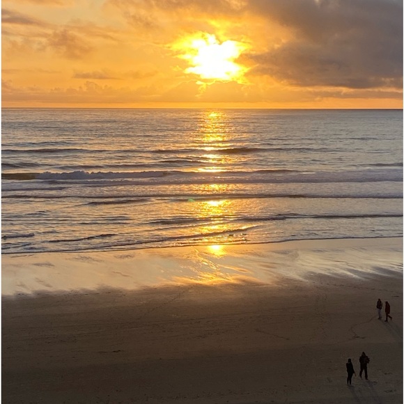 Brenda Herriges - Poshmark Profile Picture of Brenda Herriges (@brendadh) on Poshmark