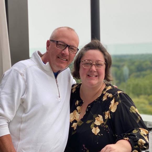 Profile Picture of Julie Howell (@jahow3000) on Poshmark