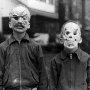 Profile Picture of Gabriel Hazuda (@jesusandknitting) on Youtube