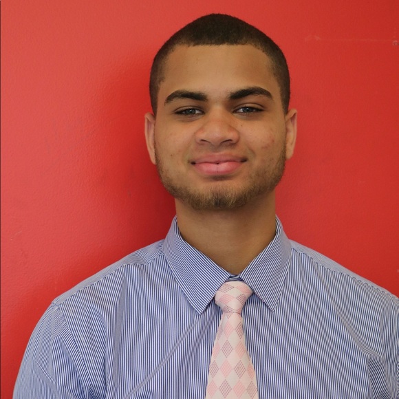 Profile Picture of Steven Moquete (@stevenmoquete) on Poshmark