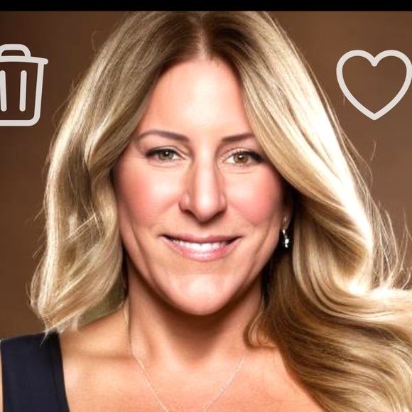Profile Picture of Kathi Mikelson (@kathimikel) on Poshmark