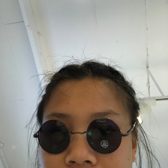 Profile Picture of Joey Wu (@joeywu0) on Poshmark