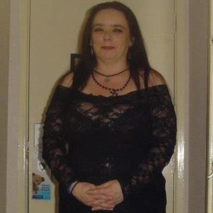 Profile Picture of Suzanne Hall (@suzanne.hall.372) on Myspace