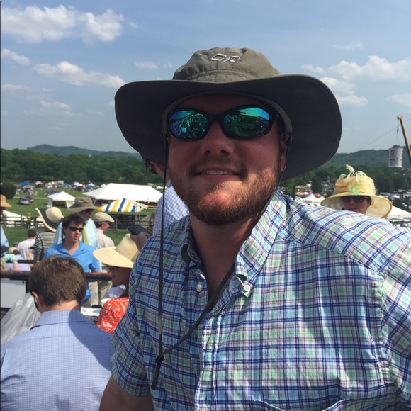 Profile Picture of Martin Clayton (@martinclayton4) on Poshmark