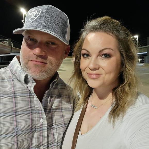 Profile Picture of Melinda Edington (@meledington) on Poshmark