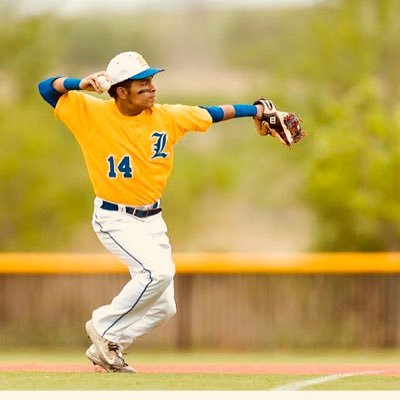 Profile Photo of Aaron Alvarez ⚾️ (@Aaron_Alvarez__) on Twitter